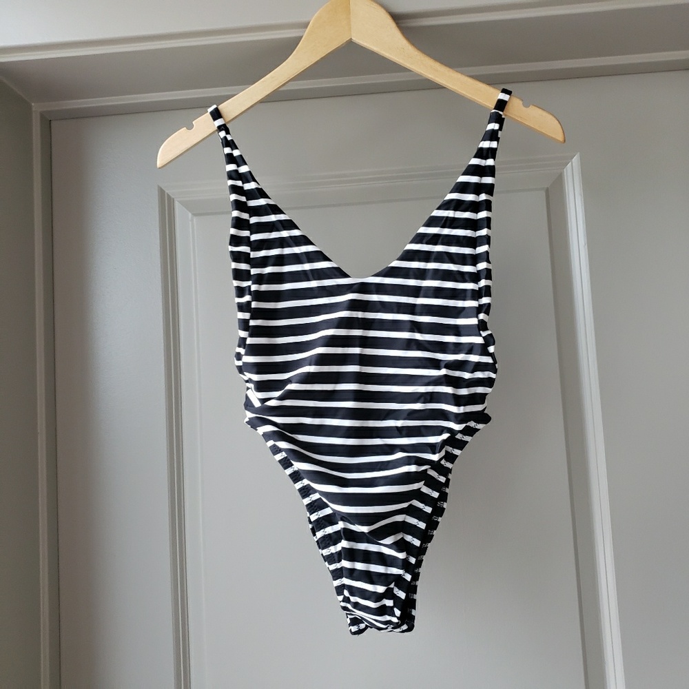 NASTY GAL Strip One Piece Swimsuit - Picture 2 of 8